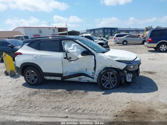 KNDEU2AA8P7404243 KIA SELTOS S