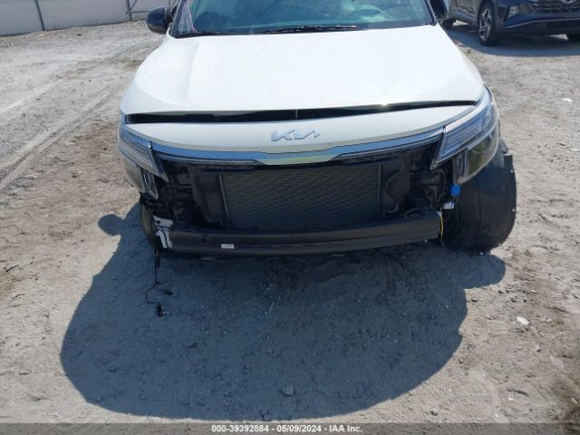 KNDEU2AA8P7404243 KIA SELTOS S