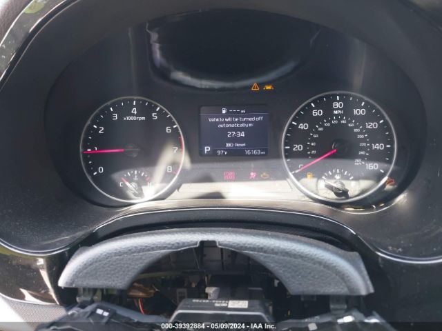 KNDEU2AA8P7404243 KIA SELTOS S