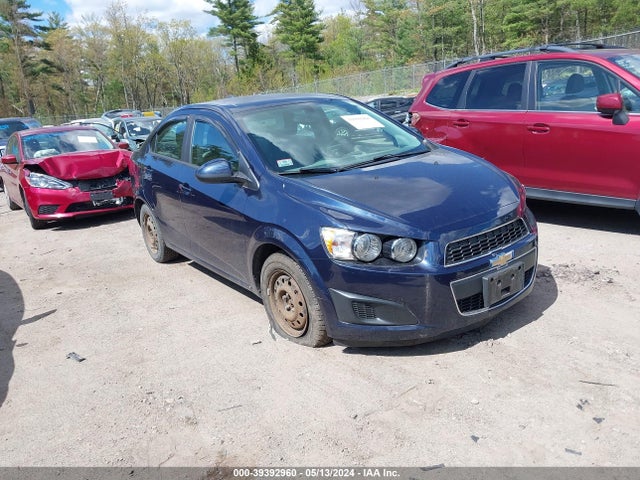 Chevrolet Sonic Ls Auto 2015 1G1JA5SG0F4214635 Image 1