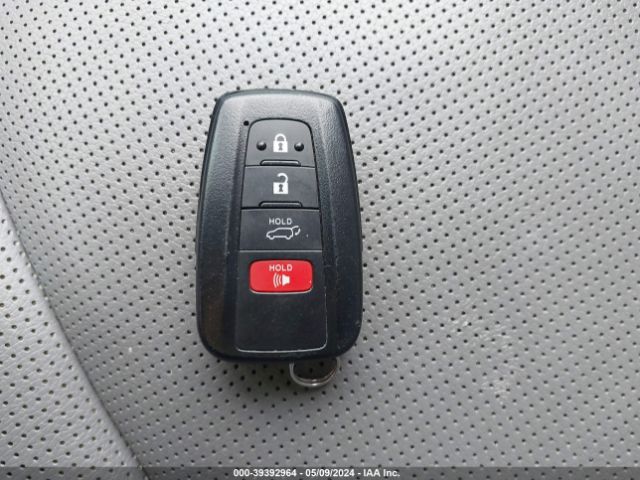 5TDFZRBH0LS004462 Toyota Highlander Platinum