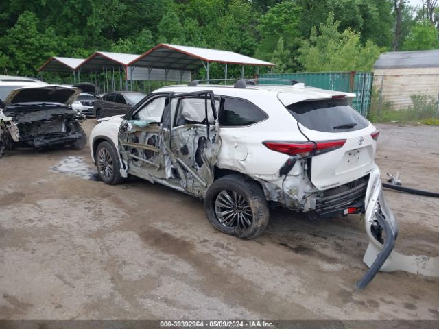 5TDFZRBH0LS004462 Toyota Highlander Platinum