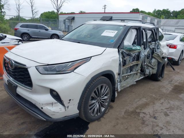 5TDFZRBH0LS004462 Toyota Highlander Platinum
