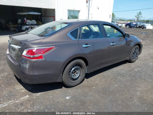 Nissan Altima 2.5 S 2015 1N4AL3AP7FC255119 Image 4