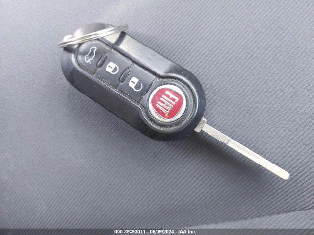 2013 FIAT 500 3C3CFFAR6DT659791 Photo 10