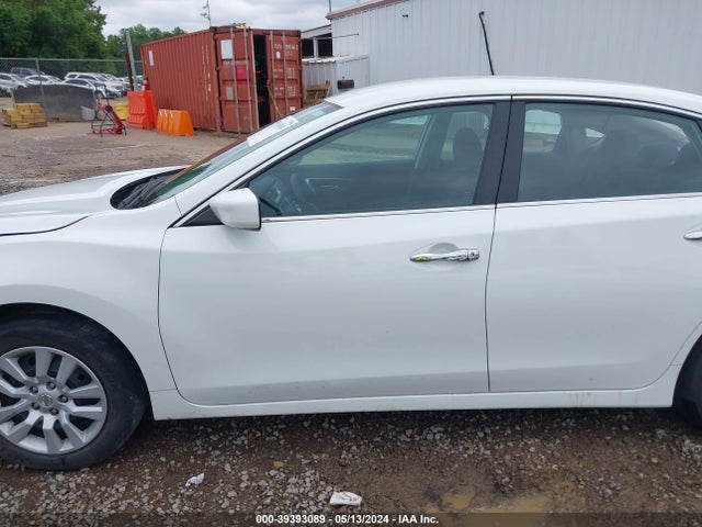 Nissan Altima 2.5 S 2017 1N4AL3AP1HN327147 Image 15