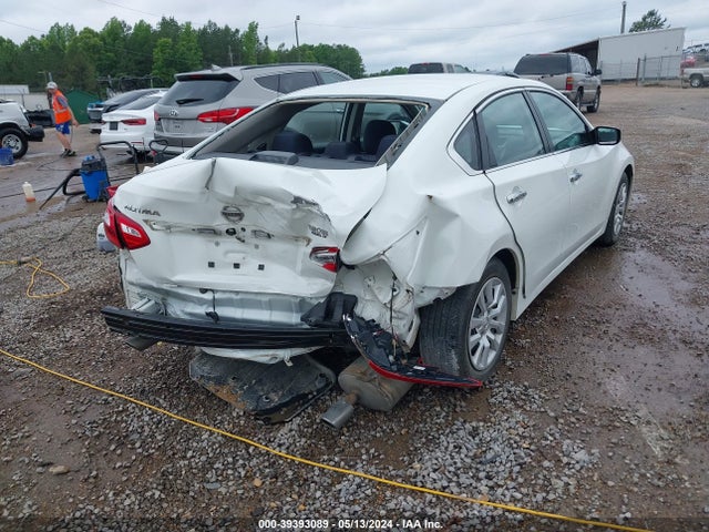 Nissan Altima 2.5 S 2017 1N4AL3AP1HN327147 Image 18