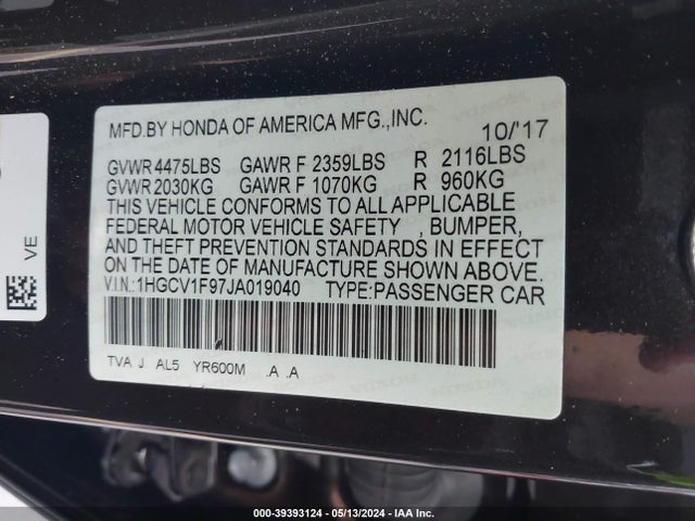 Honda Accord Touring 2018 1HGCV1F97JA019040 Image 9