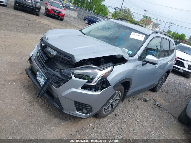 Subaru Forester Premium 2023 JF2SKADC1PH429027 Image 2