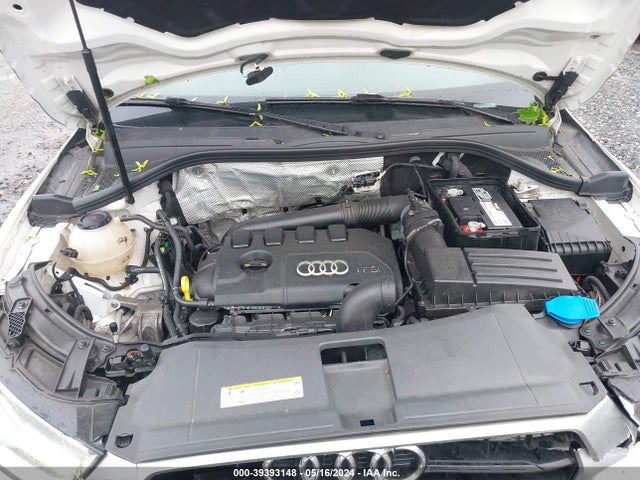 WA1BCCFS4JR019524 Audi Q3 2.0t Premium/2.0t Sport Premium