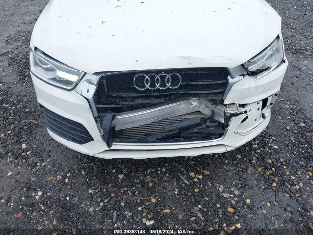 WA1BCCFS4JR019524 Audi Q3 2.0t Premium/2.0t Sport Premium