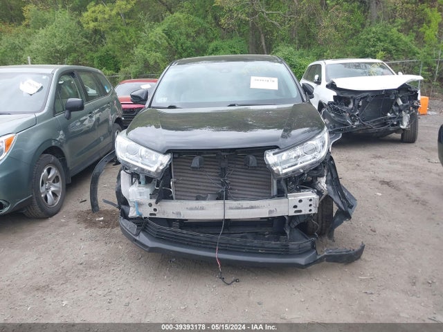 Toyota Highlander Le Plus 2019 5TDBZRFH9KS990355 Image 13