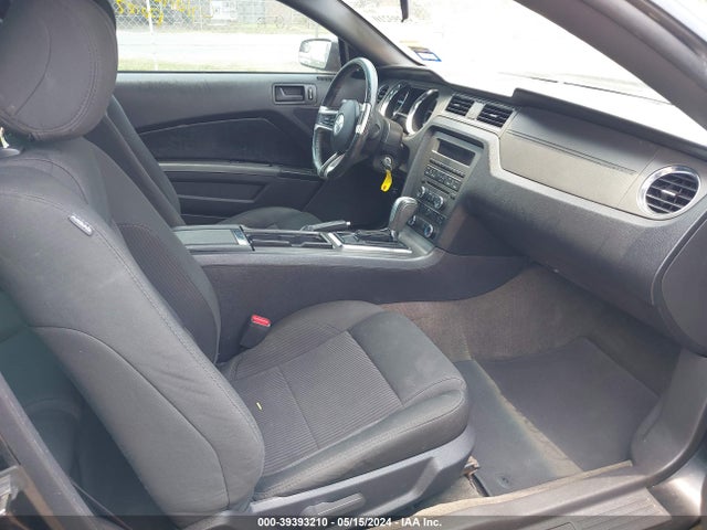 Ford MUSTANG GT 2014 1ZVBP8CF2E5316171 Image 5