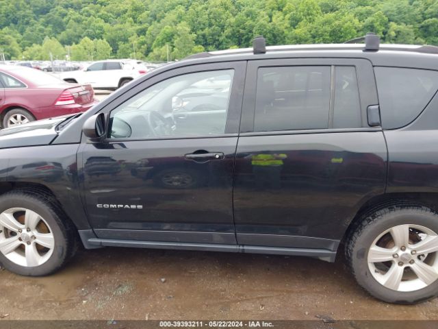 1C4NJDBB8GD638475 Jeep Compass Sport