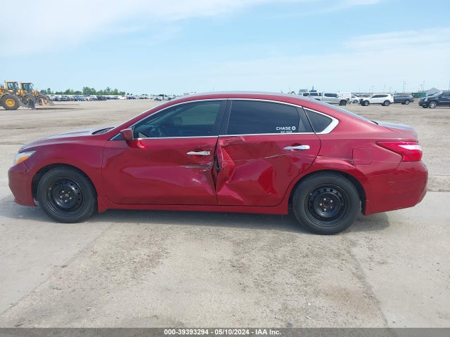 Nissan Altima 2.5 S 2018 1N4AL3AP5JC478820 Image 14