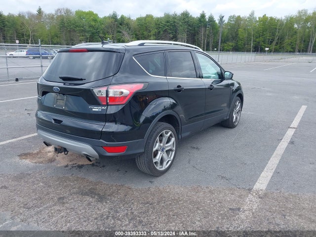 Ford Escape Titanium 2017 1FMCU9J97HUA33502 Image 4