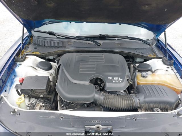 2C3CDXHG9JH169303 Dodge Charger Sxt Plus Rwd