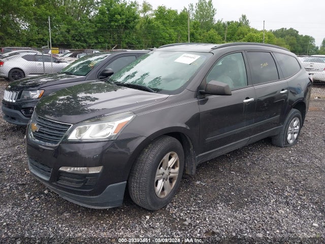 Chevrolet Traverse Ls 2015 1GNKRFKD2FJ197412 Image 2