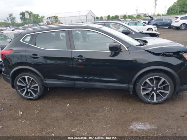 JN1BJ1CR9HW108201 Nissan Rogue Sport Sl
