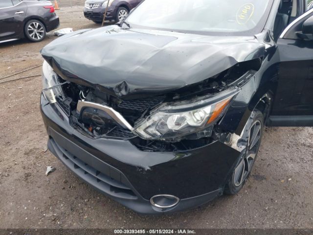 JN1BJ1CR9HW108201 Nissan Rogue Sport Sl