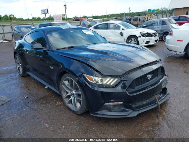 2016 1FA6P8CF2G5211627 main image