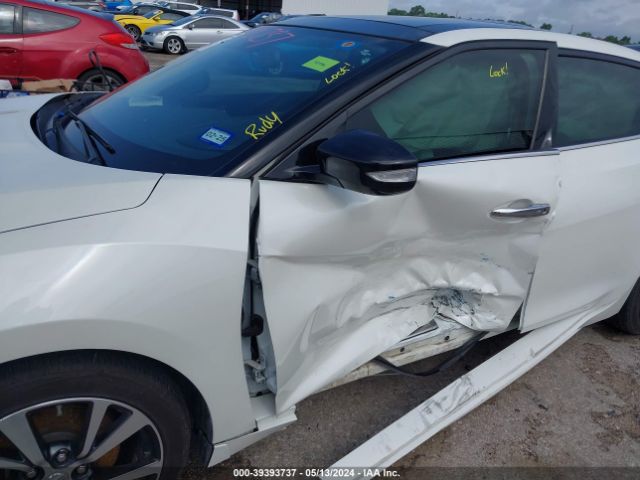 1N4AA6AP0HC384068 Nissan Maxima 3.5 Sl