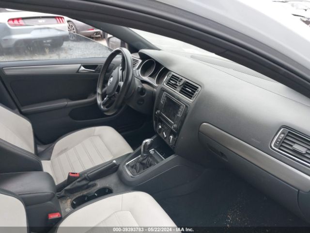 3VWD17AJ7GM399170 Volkswagen Jetta 1.8t Sport