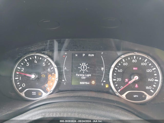 ZACCJBBB9JPJ19050 Jeep Renegade Altitude 4x4