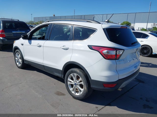 Ford ESCAPE SE 2018 1FMCU9GD9JUA90284 Image 3