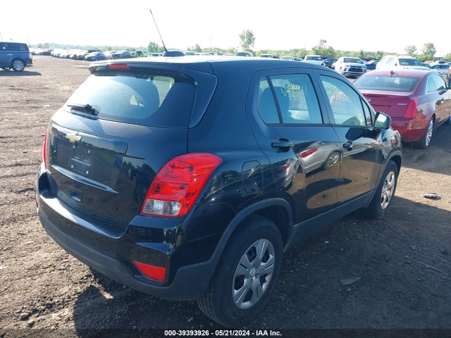 Chevrolet TRAX LS 2017 3GNCJKSB7HL269834 Image 4