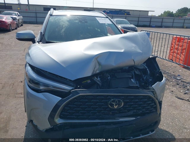 Toyota Corolla Cross Xle 2022 7MUDAAAG9NV013257 Image 12