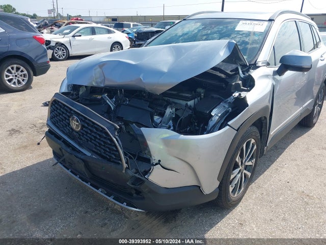 Toyota Corolla Cross Xle 2022 7MUDAAAG9NV013257 Image 6