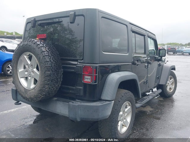1C4HJWDG8HL598889 Jeep Wrangler Unlimited Sport 4x4