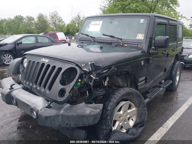 1C4HJWDG8HL598889 Jeep Wrangler Unlimited Sport 4x4
