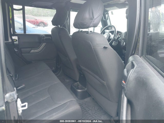 1C4HJWDG8HL598889 Jeep Wrangler Unlimited Sport 4x4