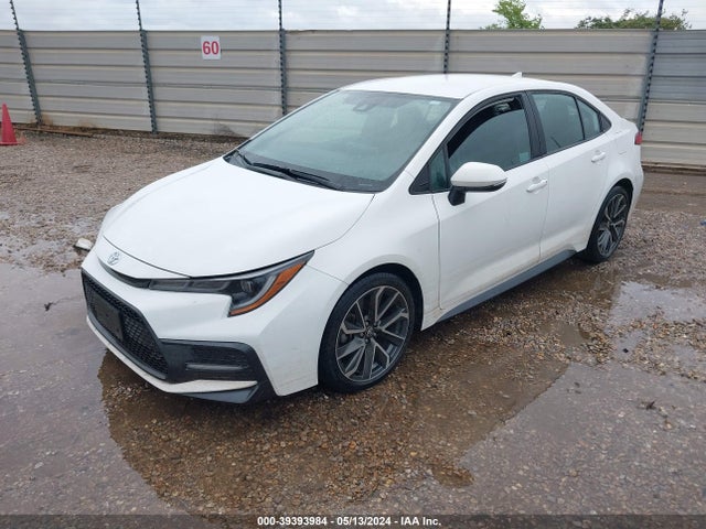 Toyota COROLLA SE 2021 5YFS4MCE1MP085633 Image 2