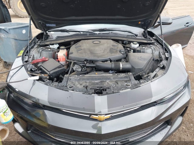 Chevrolet Camaro 2lt 2018 1G1FD1RS3J0159873 Image 10