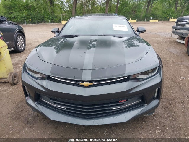 Chevrolet Camaro 2lt 2018 1G1FD1RS3J0159873 Image 11