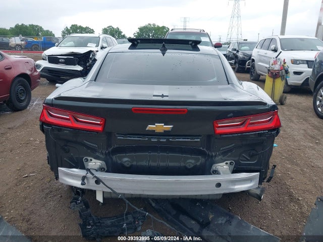 Chevrolet Camaro 2lt 2018 1G1FD1RS3J0159873 Image 15
