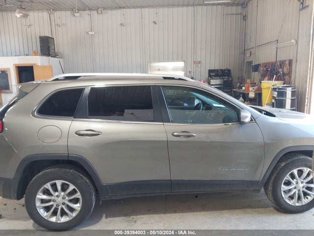 1C4PJMCB9KD226873 Jeep Cherokee Latitude 4x4