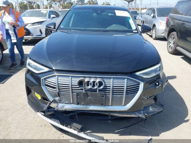 WA1AAAGE2NB020426 Audi E-tron Premium Quattro