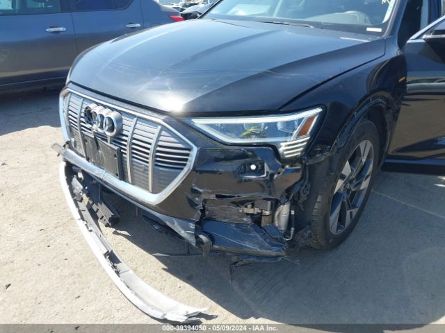 WA1AAAGE2NB020426 Audi E-tron Premium Quattro