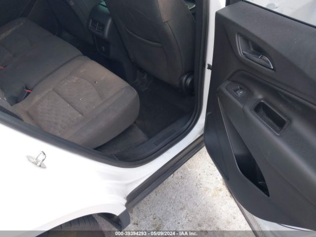 2GNAXKEX4J6202504 Chevrolet EQUINOX LT