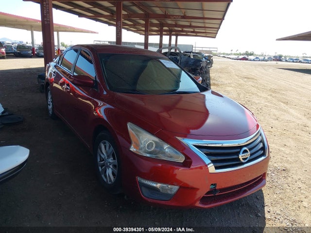 Nissan Altima 2.5 S 2015 1N4AL3AP9FN300324 головне зображення