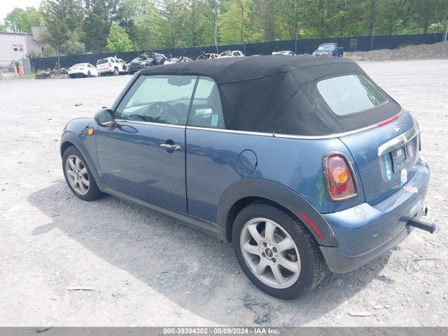 2009 MINI COOPER WMWMR33529TU96170 Photo 2