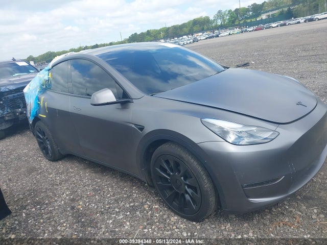 7SAYGAEE7NF545469, 2022 Tesla Model Y Long Range Dual Motor All-wheel ...