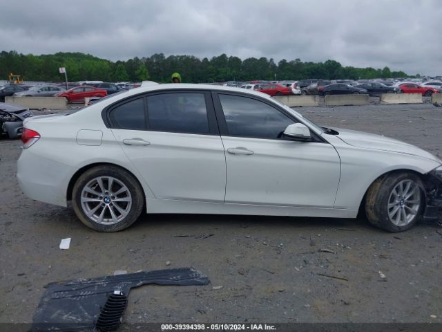WBA8A9C54JAH13961 BMW 320i
