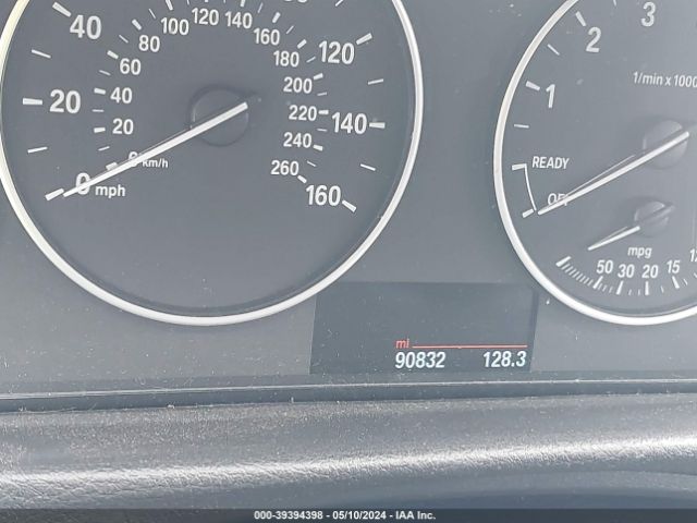 WBA8A9C54JAH13961 BMW 320i