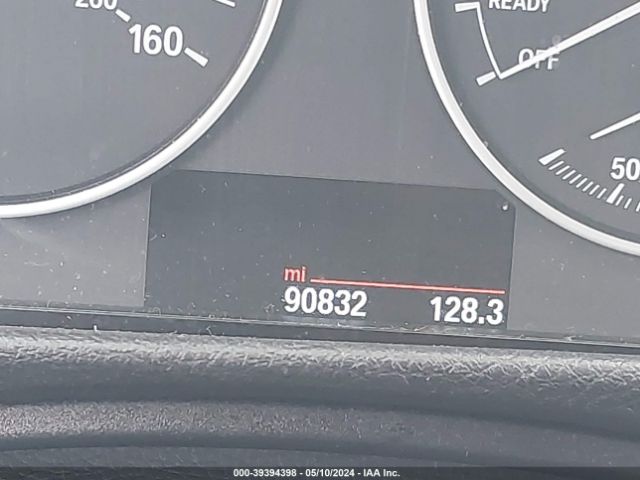 WBA8A9C54JAH13961 BMW 320i