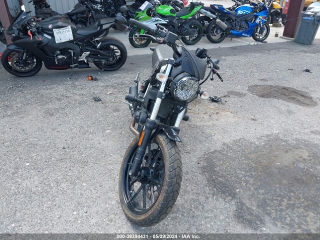 2016 DUCATI SCRAMBLER ML015AXG9GT000845 Photo 4